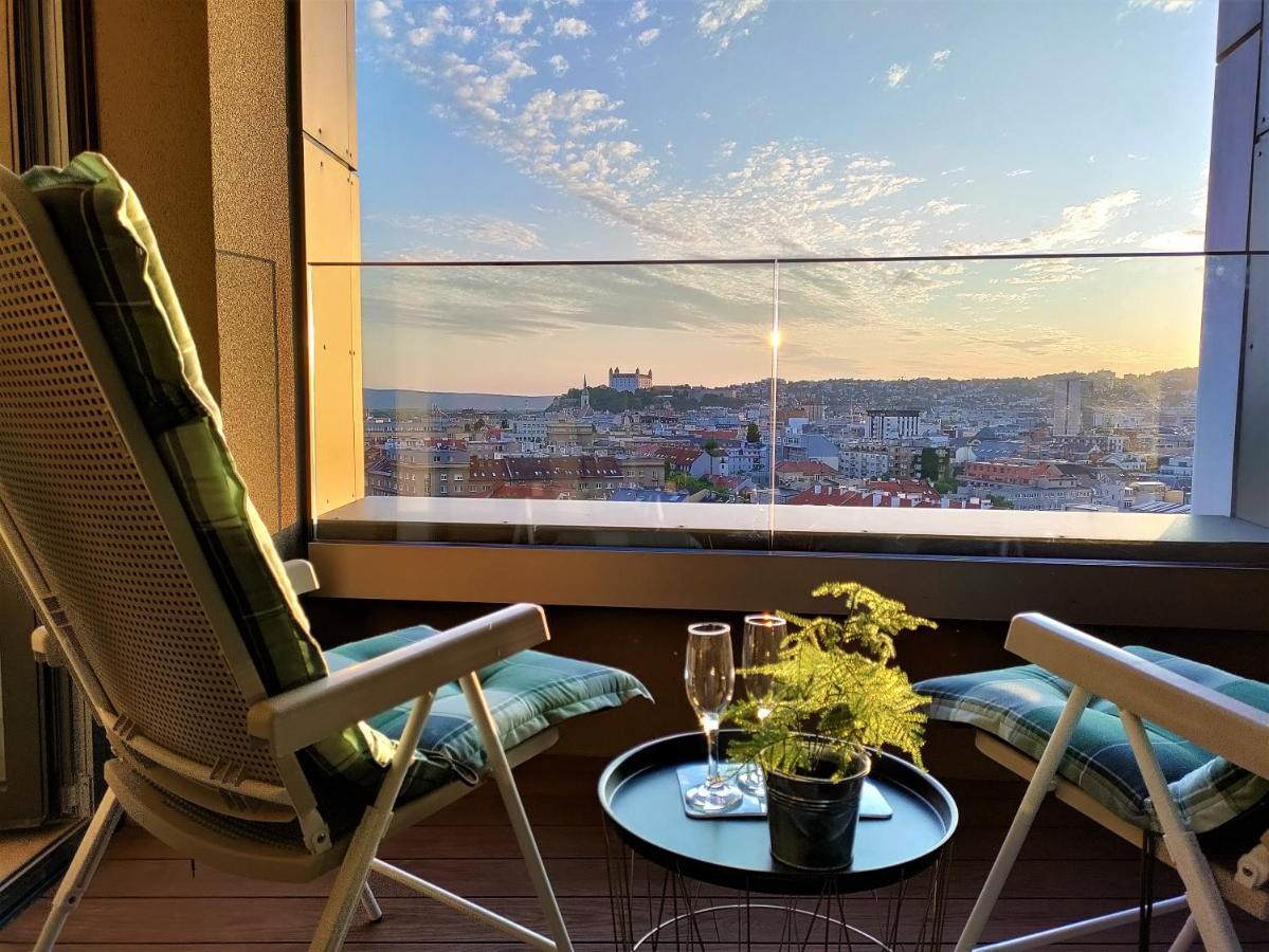 Cozy 2 Rooms Flat - Castle View Bratislava Extérieur photo