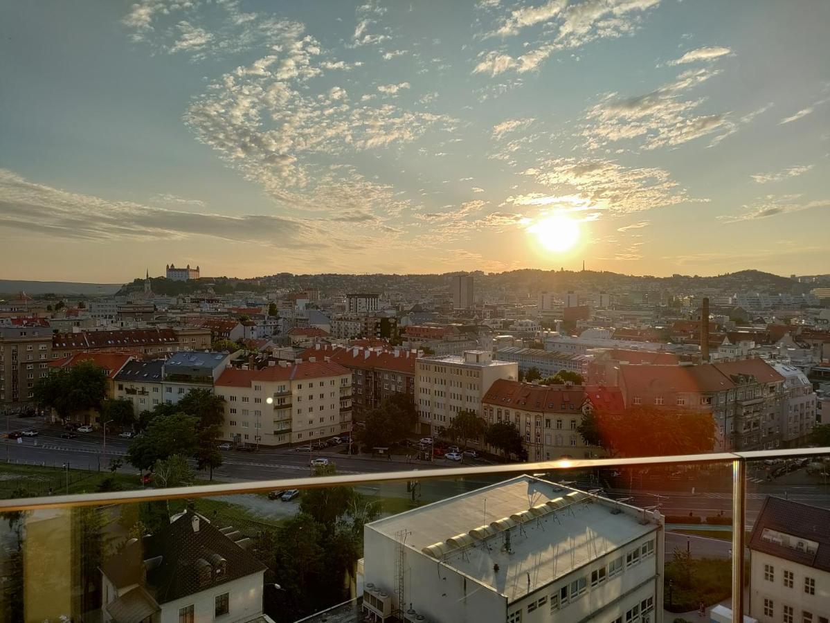 Cozy 2 Rooms Flat - Castle View Bratislava Extérieur photo